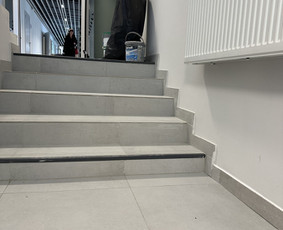 Vidaus apdailo darbai - Plytelių klijavimas - 1 Plytelių klijavimas - Vidaus apdailo darbai - 1