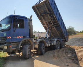 Ekskavatoriaus nuoma - Dolomitas,juodžemis,smėlis,žvyras,skalda,gruntas,atsijos - 2