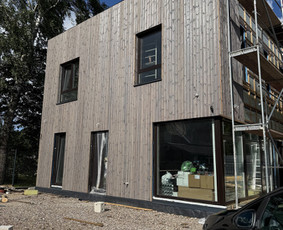 Terasos, karkasiniai statiniai, vent. fasadai, sandeliukai. / NETIKRI BROLIAI / Darbų pavyzdys ID 4061547