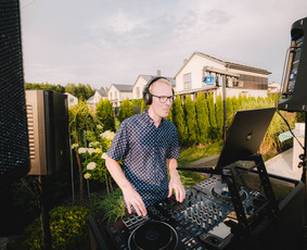 Muzikantai, dainininkai, grupės - Dj paslaugos (grotuvai, garsas, šviesos), Reivo ekskursijos - 1