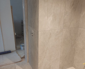 Plyteliu klijavimas. Įvairių dydžių. / Evaldas Sadauskas / Darbų pavyzdys ID 4067777