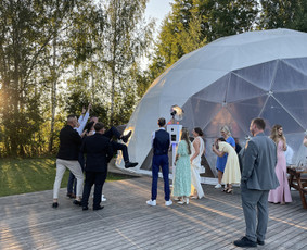 Foto būdelės nuoma - Fotopaslaugos - 2 Fotopaslaugos - Foto būdelės nuoma - 2