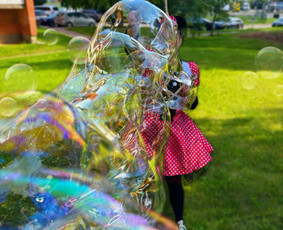 Muilo burbulų šou - Animatorė Dominyka / Vaikų švenčių vedėja - 1