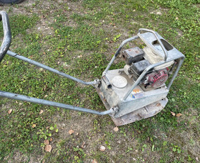 Vibroplokštės nuoma - Įrankių nuoma - 4 Įrankių nuoma - Vibroplokštės nuoma - 4
