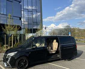 Išskirtinis Vip keleivių perveżimas - Klaipėda > Vilniaus oro uostas - 4 Klaipėda > Vilniaus oro uostas - Išskirtinis Vip keleivių perveżimas - 4