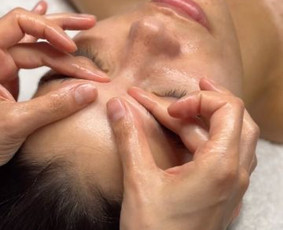 Veido Masažai Japoniškas Kobido Spa veido procedūros - Veido masažas - 3 Veido masažas - Veido Masažai Japoniškas Kobido Spa veido procedūros - 3