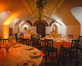 Universalios erdvės nuoma šventėms ir renginiams - Restoranai, kavinės, barai, salės - 1 Restoranai, kavinės, barai, salės - Universalios erdvės nuoma šventėms ir renginiams - 1