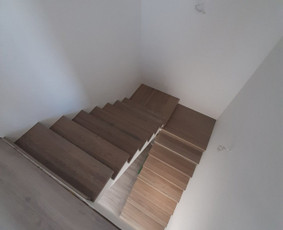 Pakopos, palangės ir stalviršiai iš uosio bei ąžuolo skydų / Pakopos, palangės ir stalviršiai. / Darbų pavyzdys ID 4081705