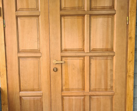 Buitinės paslaugos - Medinių durų gamyba - 2