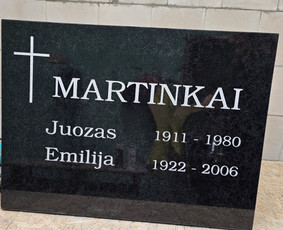 Raidžių ir paveikslų kalimas, atnaujinimas, metalinės raidės - Raidžių ir portretų kalimas ant paminklo - 4 Raidžių ir portretų kalimas ant paminklo - Raidžių ir paveikslų kalimas, atnaujinimas, metalinės raidės - 4