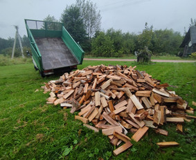 Malkos Ignalinoje Visagine Švenčionyse - Skaldytos malkos - 1 Skaldytos malkos - Malkos Ignalinoje Visagine Švenčionyse - 1