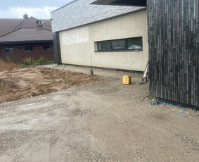 Statybos, apdaila - Bobcat-cat Sklypų lyginimas darbas su hidrauliniu plaktuku - 3