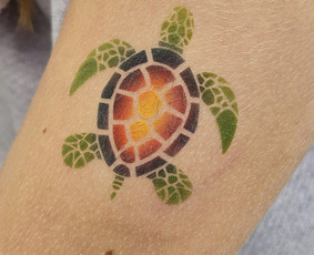 Laikinos tatuiruotės: Uv, juodos, spalvotos! - Pramogos vaikams - 3 Pramogos vaikams - Laikinos tatuiruotės: Uv, juodos, spalvotos! - 3