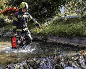 Instagrid GO RESQ – tai tvirtas ir mobilus elektros energijos šaltinis, sukurtas specialiai 🚒 gelbėjimo tarnyboms, 🚨 gaisrininkams ir 🌍 nelaimių likvidavimo operacijoms.