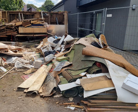 Šiukšlių išvežimas ir krovinių pervežimas - Šiukšlių išvežimas: statybinių ir kt. - 1 Šiukšlių išvežimas: statybinių ir kt. - Šiukšlių išvežimas ir krovinių pervežimas - 1
