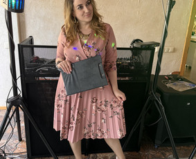 Renginių vedimas, Dj paslaugos, šventės organizavimas - Viešųjų renginių vedimas - 1 Viešųjų renginių vedimas - Renginių vedimas, Dj paslaugos, šventės organizavimas - 1