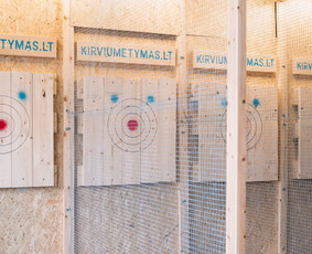 Kirvių Mėtymas Su Instruktažu! - Ekstremalios pramogos - 4 Ekstremalios pramogos - Kirvių Mėtymas Su Instruktažu! - 4