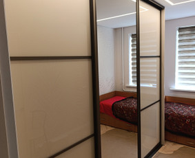 Stumdomų durų,spintų gamyba,projektavimas,montavimas. / Spintų gamyba / Darbų pavyzdys ID 4109490
