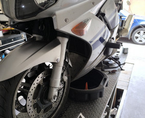 Motociklų ir motorolerių remontas - Motociklo dalių keitimas - 1 Motociklo dalių keitimas - Motociklų ir motorolerių remontas - 1
