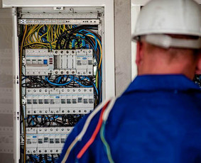Elektrikai, elektros darbai - Visi Elektros Darbai - 1