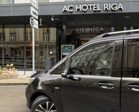 Mikroautobusų ir lengvųjų automobilių nuoma su vairuotoju - Keleivių pervežimas - 4 Keleivių pervežimas - Mikroautobusų ir lengvųjų automobilių nuoma su vairuotoju - 4