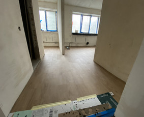 Vinilinių grindų montavimas/išlyginamosios pilimas/parketas / TAMA grindys / Darbų pavyzdys ID 4115432