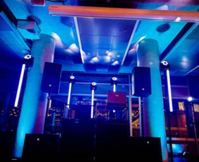 Dj paslaugos / Garso ir apšvietimo įranga - Djs - 2 Djs - Dj paslaugos / Garso ir apšvietimo įranga - 2