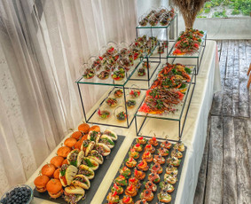 Maistas Jūsų šventėms, Food Revolution Studija - Banketų ir furšetų ruošimas - 4 Banketų ir furšetų ruošimas - Maistas Jūsų šventėms, Food Revolution Studija - 4