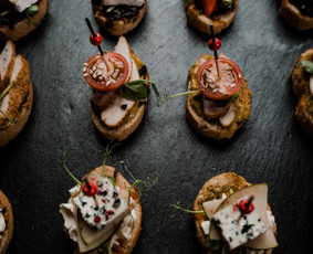 Maistas Jūsų šventėms, Food Revolution Studija - Maitinimas, maistas šventėms - 1 Maitinimas, maistas šventėms - Maistas Jūsų šventėms, Food Revolution Studija - 1