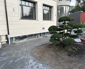 Trinkelių klojimas,vejos laistymo įrengimas,gerbuvio darbai / MB KLOTEKA / Darbų pavyzdys ID 4124102