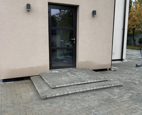 Trinkelių klojimas,vejos laistymo įrengimas,gerbuvio darbai - Laiptai iš trinkelių - 2 Laiptai iš trinkelių - Trinkelių klojimas,vejos laistymo įrengimas,gerbuvio darbai - 2