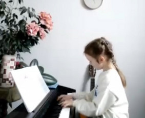 Pianino pamokos - Muzikos mokytojai - 1 Muzikos mokytojai - Pianino pamokos - 1