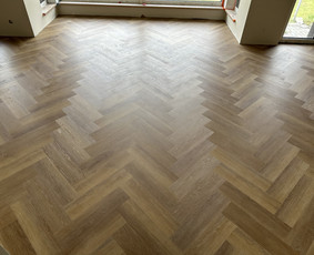Laminato, vinilo (click sistema) klojimas, išlyginamasis / DASS grindų sprendimai / Darbų pavyzdys ID 4130438