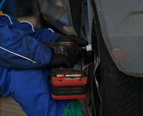 Lengvųjų automobilių padangų montavimas ir balansavimas - Autoservisai, automobilių remontas - 2 Autoservisai, automobilių remontas - Lengvųjų automobilių padangų montavimas ir balansavimas - 2