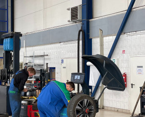 Lengvųjų automobilių padangų montavimas ir balansavimas - Autoservisai, automobilių remontas - 3 Autoservisai, automobilių remontas - Lengvųjų automobilių padangų montavimas ir balansavimas - 3
