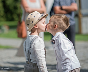 Krikštynų fotosesija - Natūrali fotografija – tikros emocijos, šviesa ir šypsenos! - 1