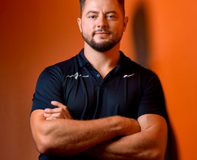 Konsultacijos - Asmeninės treniruotės, kineziterapija, masažai ir testavimas - 1