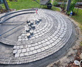 Trinkelių klojimas - Aplinka, sodas - 4 Aplinka, sodas - Trinkelių klojimas - 4