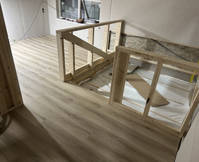 Laminato, vinilo (click sistema) klojimas, išlyginamasis / DASS grindų sprendimai / Darbų pavyzdys ID 4137100