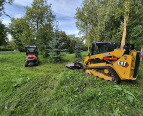 Mini Ekskavatorius, Vikšrinis Bobcat Nuoma - Žemės frezavimas - 1 Žemės frezavimas - Mini Ekskavatorius, Vikšrinis Bobcat Nuoma - 1
