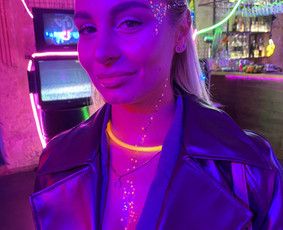 Vizažistės - Vizažistė, grimo dailininkė, greitų šukuosenų meistrė - 1