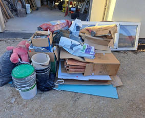 Senų baldų išvežimas - Statybinių šiukšlių baldų išvežimas pervežimas perkraustymas - 1