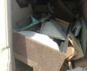 Senų baldų išvežimas - Statybinių šiukšlių baldų išvežimas pervežimas perkraustymas - 3