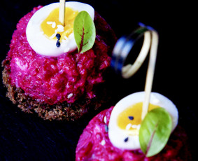 Šampano staliukai - Putojantis Akcentas - Stalų nuoma - 3 Stalų nuoma - Šampano staliukai - Putojantis Akcentas - 3