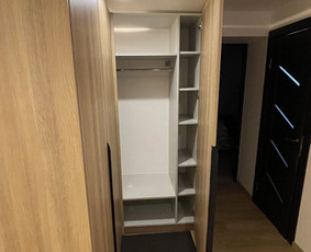 Drabužinės baldų gamyba - Montuoju , bei gaminu įvairias spintas spinteles - 4