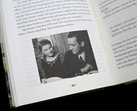 Leidinių dizainas - Grafikos dizaineriai - 4 Grafikos dizaineriai - Leidinių dizainas - 4