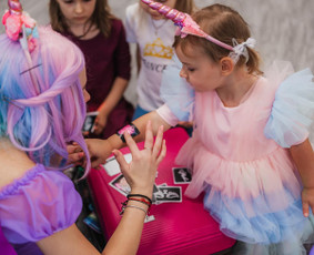 Personažai- šventė į jūsų namus! - Gimtadienių organizavimas - 2 Gimtadienių organizavimas - Personažai- šventė į jūsų namus! - 2