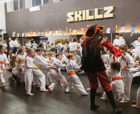 Teminių vakarėlių organizavimas - Personažai- šventė į jūsų namus! - 2