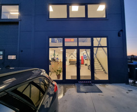 Valymo paslaugos - Komercinių patalpų valymas - 1 Komercinių patalpų valymas - Valymo paslaugos - 1