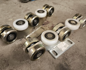 Tvoros, vartai, montavimas - Ratukai kiemo vartams - 1